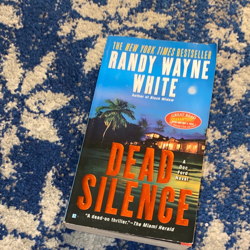 Dead Silence by Randy Wayne White Paperback